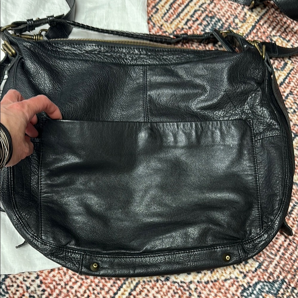 Liebeskind Black Leather Women's Crossbody Bag - Picture 6 of 13
